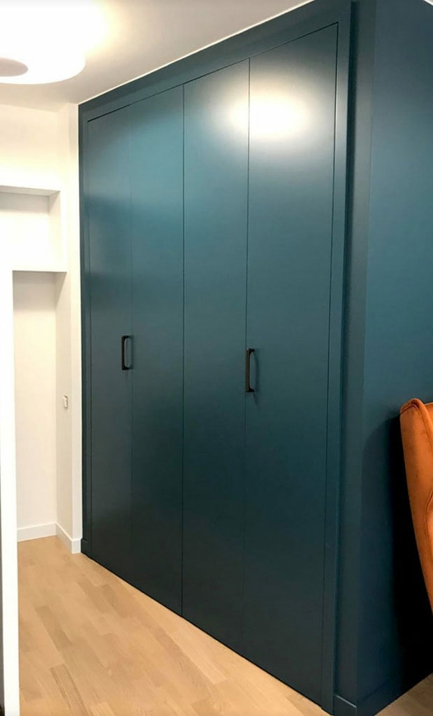 Двери гармошка для распашного шкафа Екатеринбург