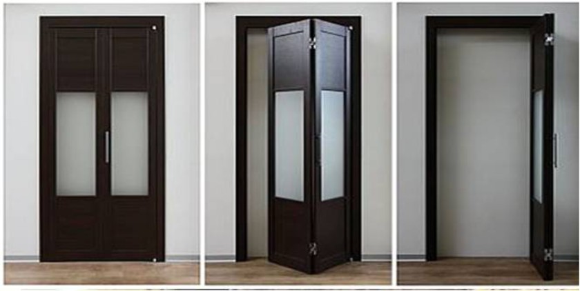 Шпонированные двери гармошка с матовыми стеклянными вставками Екатеринбург